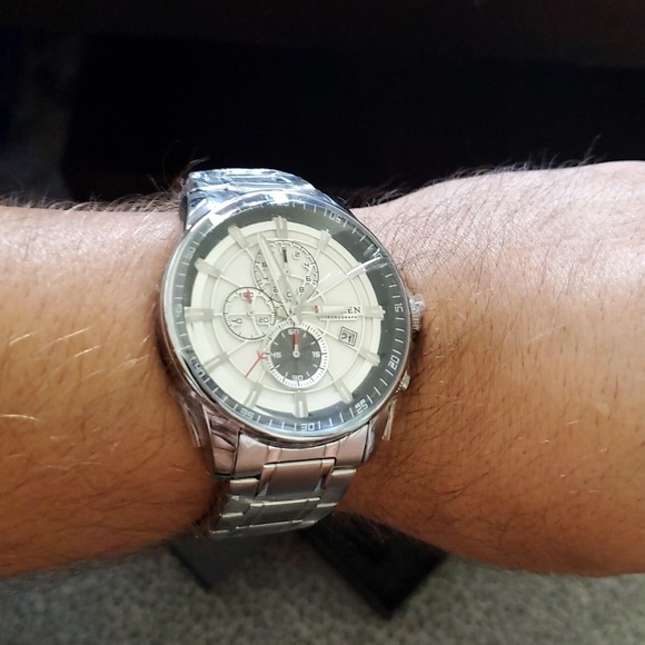 100% brand new and high Quality Watch - Picture 3 of 4